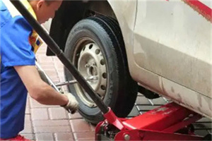 十八里店附近拖车24小时服务热线电话